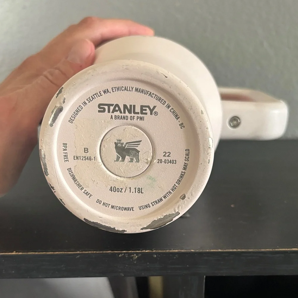 Stanley Light Pink Insulated Mug with Handle and Straw - Picture 3 of 6